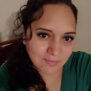 Meet your Posher, Marissa